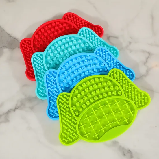 Silicone Dog Lick Mat with Suction Cups