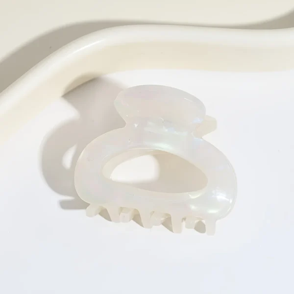 S21af46be70ec4b89ad454da3574cf707e.webp Elegant Sweet Small Oval Hair Claw Clip for Women Secure Grip Hair Accessories Ponytails Cute Hair Clips Sophisticated Style