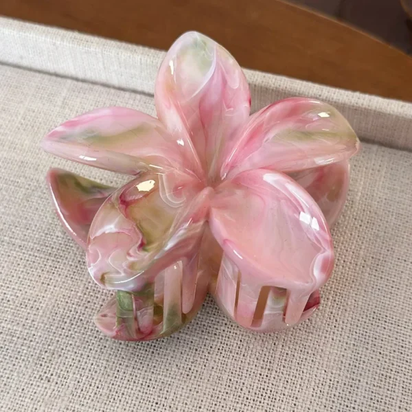 S29da4e208524451199f6e4223dee2f54F.webp Flower Hair Claw Clip for Women Fashion Hair Clips Crab Clamp Barrettes Girls Hair Accessories Summer Shark Hairpin Headwear 1pc