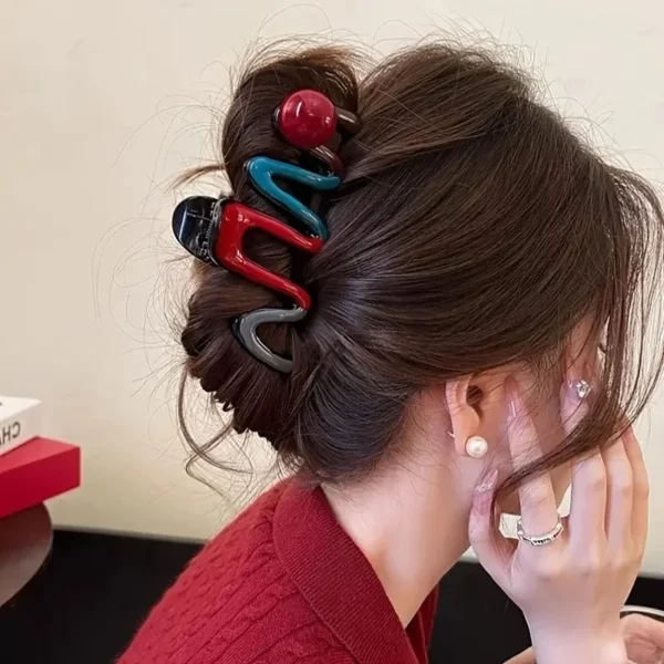 4Pcs Elegant Large Hair Claw Clips for Women Chic Wavy Design with Color Accents Non-Slip Shark Clips Head Hair Accessories