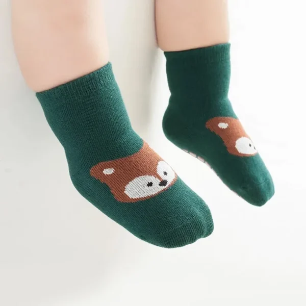 S5dc052e445864dc9b6df1a859ee8661fV.webp Homefish 6 Pairs Kids Non-Slip Socks Cute Cartoon Fox and Bear Pattern Childrens Boys Girls Floor Socks Comfortable for Toddler