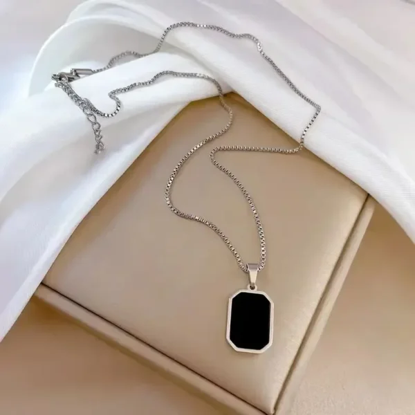 Necklaces Exquisite Minimalist Square Pendant Choker Chains Fashion Necklace For Women Jewelry Party Gifts Подвеска На Шею