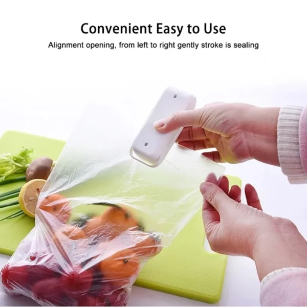 S756d0ce21fdb4bc09284cfe8c28cb7b5W.webp 1pc Kitchen Handheld Snack Sealer, Plastic Bag Sealer For Freshness, Easy-To-Use Kitchen Gadge, Portable Heat Sealer Packaging