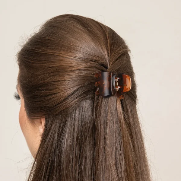 S9e22d4a9430743f8845eee8abf452c096.webp 4 Pack Mini Hair Claw Clips – 1.3 in Multicolor