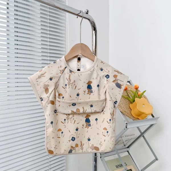 Cute Baby Bibs Toddler Baberos Bavoir Waterproof Short Sleeve Apron Cartoon Animals Children Feeding Smock Bib Baby Stuff 0-6Y